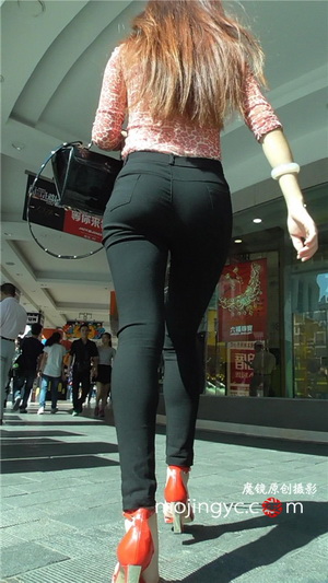 �ڿ����˷򸴺��� [MP4-327MB]