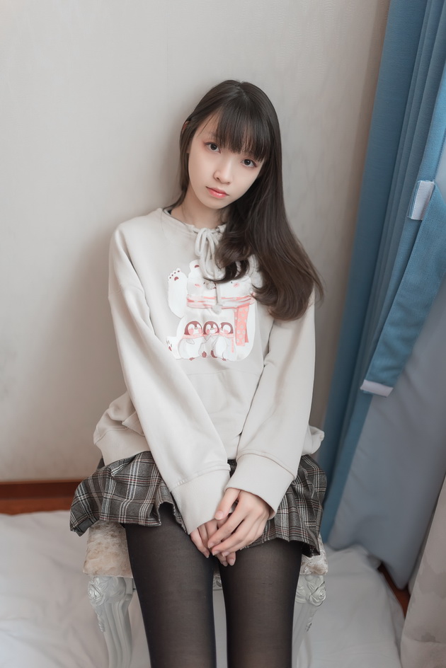 ��֮����д�� NO.005 �ڼҺ�˿����Ů��[50P/115.3M]